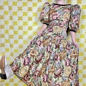 Vintage 80s multicolor Leslie Lucks floral tapestry bow dress 🎀